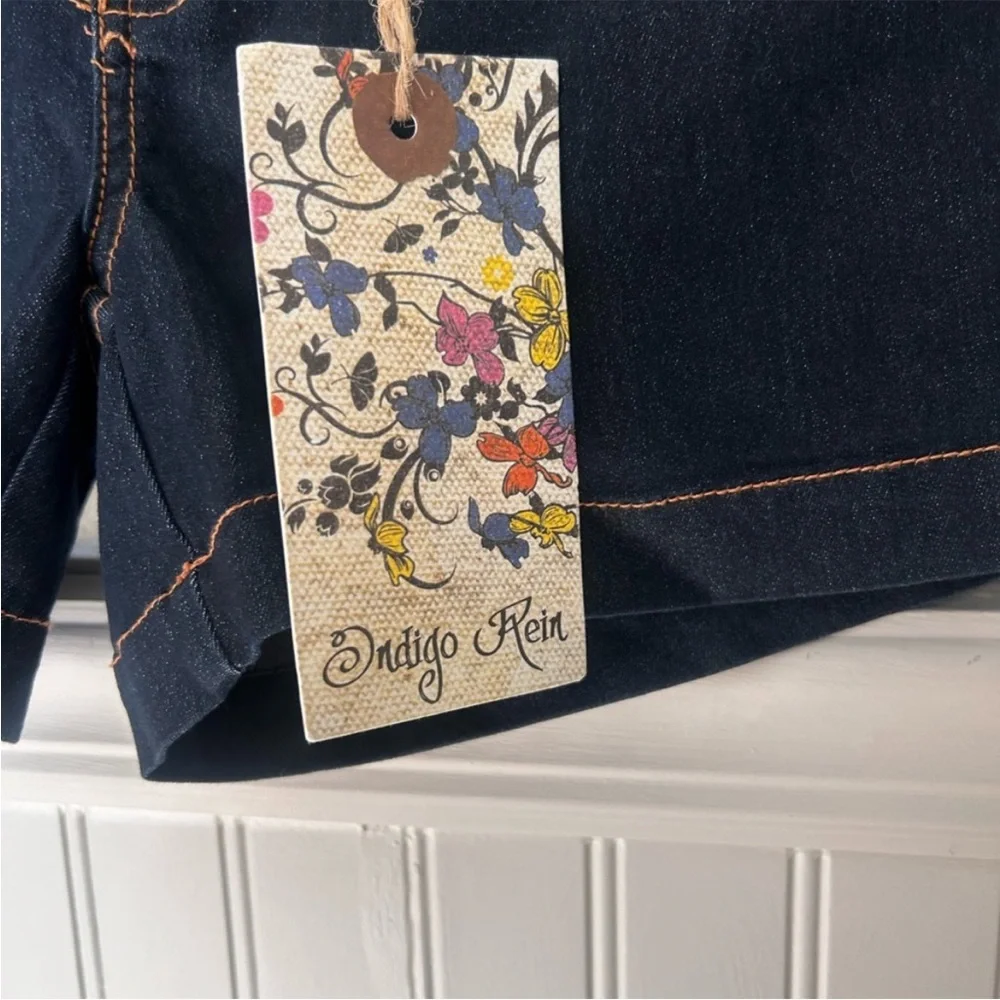 ⭐️ NEW Indigo Rein Dark Wash Jean Shorts size 5